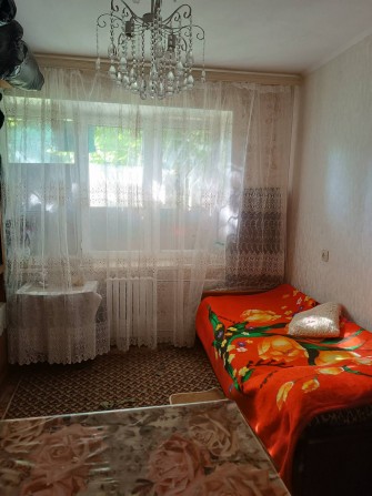 Продам 1 комнату в коммуне, ул. Леси Украинки. - фото 1