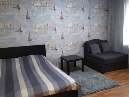 Чиста квартира з кондиціонером