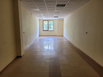 Здам офіс в центрі м.Ужгорода,  Пл. Шандора Петефі, 60м2 Ужгород