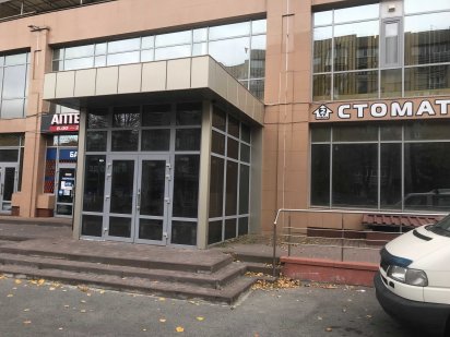 Цокольне приміщення із фасадним входом в центрі міста Житомир