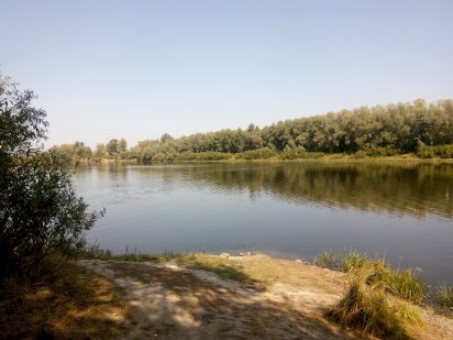 Продам ділянку на березі р. Десна, с. Пухівка Броварського району!