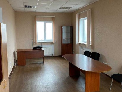 Оренда офісного приміщення 32 м2 по вул. Кільцева 7 (р-н ЗАЗ) Чернигов