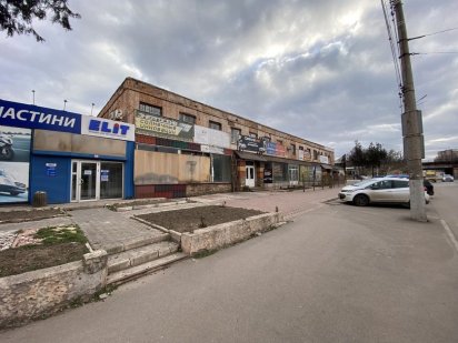Аренда помещения, фасад, ост. Мудрёная, центр, офис, магазин, салон. Кривой Рог