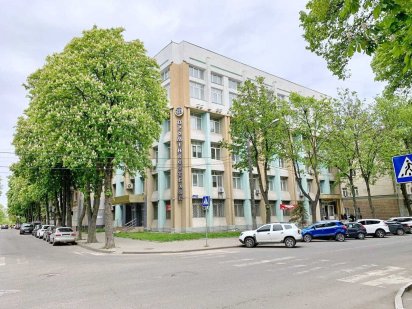 Здається офісне приміщення 30 м2 по вул.Г.Кондратьєва (Кірова) Суми