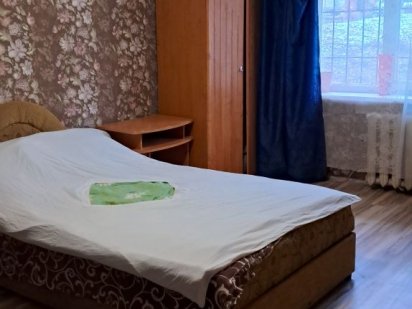 Сдам квартиру  посуточно/почасово житло подобово на Черёмушках Каменское