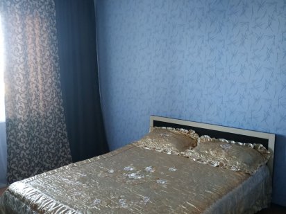 1-комн. Левый берег 4 мкр (Лагуна)Почасово, посуточно. Голубое озеро Кам'янське