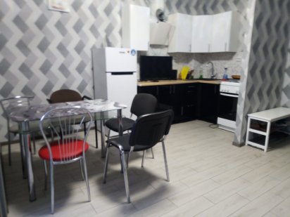 Подобово погодин 3 кім квартира Автономне опалення 6 спальних місць Гостомель