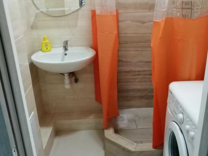 Сдаю почасово посуточно  2 -х комнатную квартиру от 500грн Ізмаїл