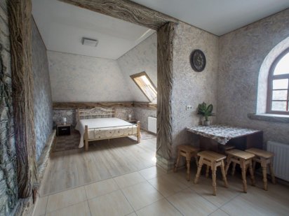 Здам нову двокімнатну квартиру у центрі  старого міста біля Ратуші. Кам'янець-Подільський