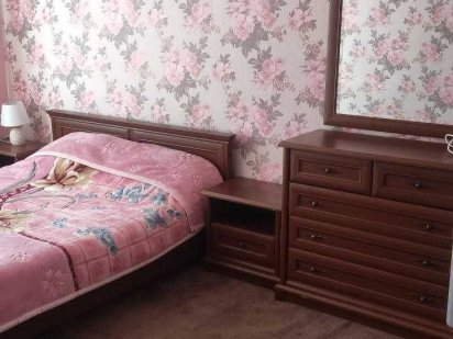 Здам одно,двухкімнатні  квартири подобово.Вокзал,центр Коростень