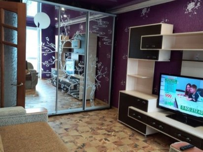 Подобово 1 кімнатна квартира на 4 мікрорайоні Лозова Лозова