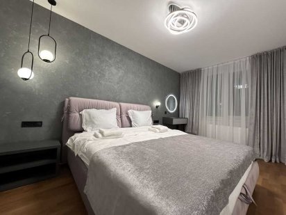 Посуточно сдам 2-х ком. даманский и в центре Краматорск