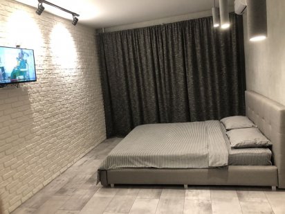 Сдаю  посуточно квартиру люкс на пр.Гагарина есть Ашан тысячка Кривий Ріг