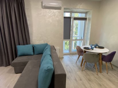 Погодинно. Подобово. ЖК ТЕАТРАЛЬНИЙ Простора студія Рівне