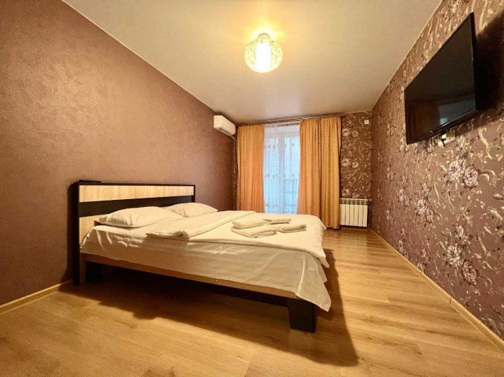 ApartPoltava Теплі апарт. в ЦЕНТРІ великий балкон, Фіскальний ЧЕК - фото 1