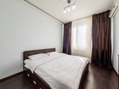 Снять 3к посуточно в центре Киева в новом доме с парковкой Киев