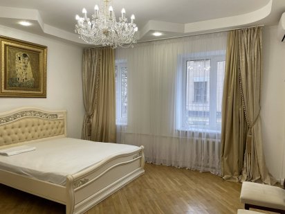 Шикарна квартира, в самому центрі Житомир