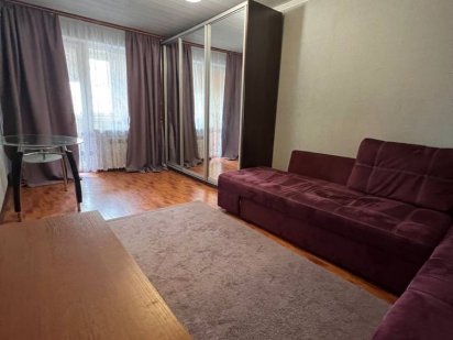 Сдам Посуточно 2-КОМН на Солнечном Днепр