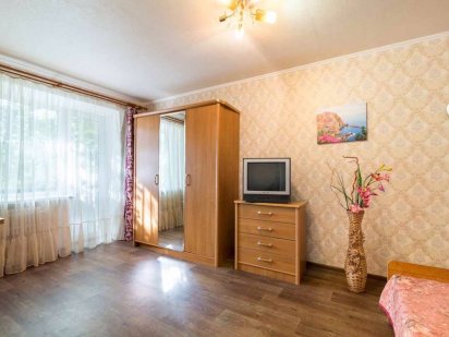 Квартира посуточно на пр. Богдана Хмельницкого(Героев Сталинграда) 41 Дніпро