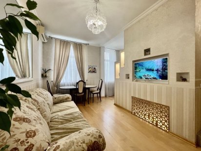 Подобово квартира 2-КІМН в Центре ( низ пр.А. Поля) Дніпро