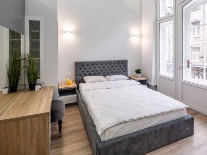 Дорошенка 19, Паркінг, балкон! Подобово Львів