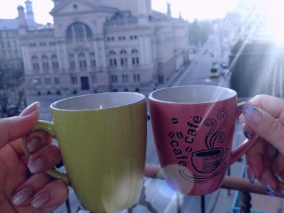 подобова оренда 2 к., ізольов.,5 місць у центрі Львова балкон на оперу Львів