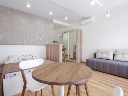 сдам квартиру от хозяйки ,пляж Аркадия,Генуэзская ,Солнечная,отч док. Одеса