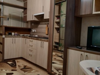 Посуточно,почасово сдам свою квартиру.Метро проспект Гагарина Харьков