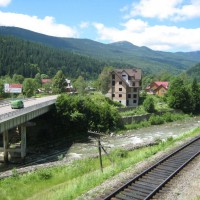 Відпочинковий комплекс зі СПА на березі річки в с. Микуличин Яремче