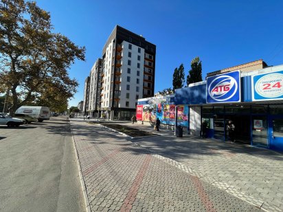 Школьная 290кв.м. Проходняк цена 135 тыс.у.е. Миколаїв