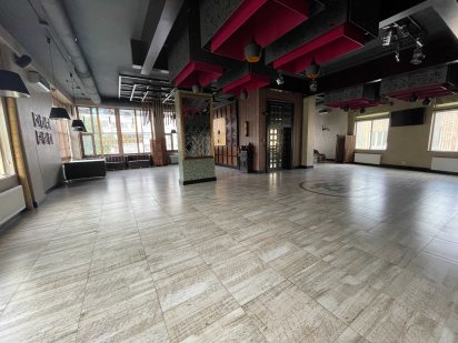 Приміщення в центрі по вул. Хрещатик Черкаси