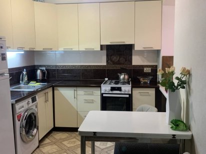 Вільна трёхкомнатная квартира в центре Парк    овая Краматорск