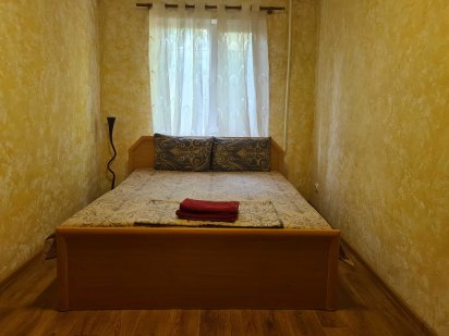 3- комнатная на сутки 95 квартал, ЮГОК, Центр, Артем Кривой Рог