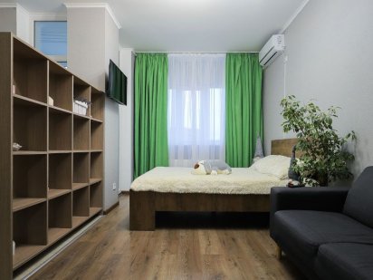 Подобово тепла та затишна квартира з панорамним балконом. ЖК Яскравий Киев