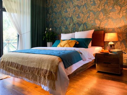 Шикарный 3ком ВИП с панорамными окнами Металлургов. Посуточно подобово