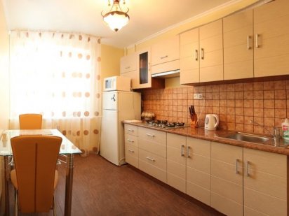 Свободная посуточно, почасово 2-ком. квартира на ул. Соборной, ЦЕНТР Миколаїв