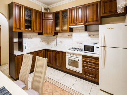 Подобова оренда квартири Львів Romari вул.Коперника Львов