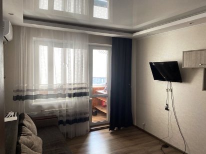 Продам 1к.квартиру з ремонтом