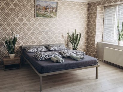 Здам 2-ох кімнатну квартиру подобово навпроти спортбази Закарпаття Берегово