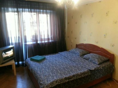 1комнатная кв м.Центр,м.кловская, возможно почасовая аренда-3ч600 грн. Київ