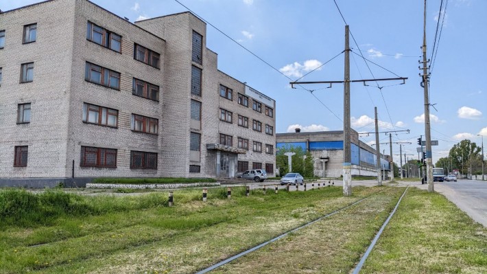 Продажа здания в Днепродзержинске 5050 кв.м. - фото 1