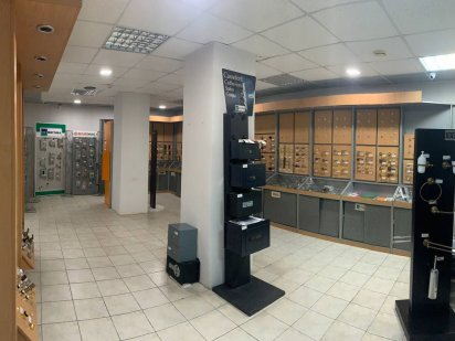 Оренда приміщення Червона лінія по вулиці Святослава Хороброго