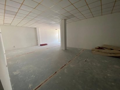 Здам приміщення на Лівом березі (Зуп "Донецька") Червона лінія з окремим входом. Днепр