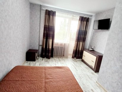 Сдам 1 к По суточно/часово Центр возле Ацинуса Кропивницкий