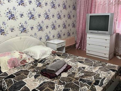 Оренда подобово ,погодинно,помісячно 1 квартира вул