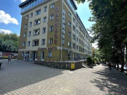 ЦЕНТР. 17-35м2. Здам ОФІСИ з Ремонтом та ВОДОЮ Рівне