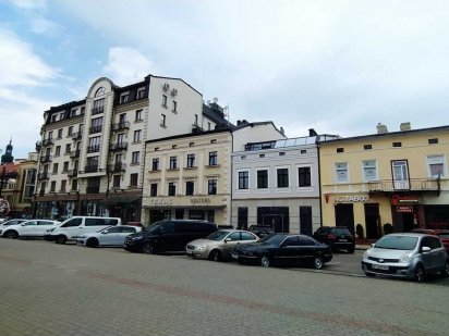 оренда комерційного приміщення в центральній частині (Ринок,6) Івано-Франківськ