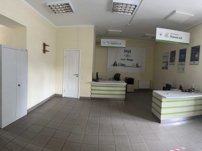 Здам в оренду фасадне приміщення по вул Попова Чернигов