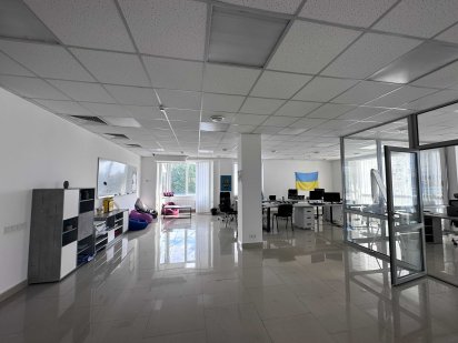 Оренда сучасного офісу в центрі Винница