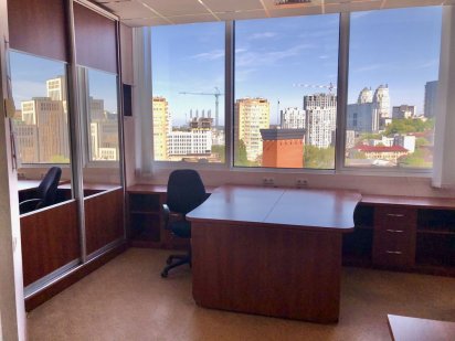 Сдам офис 128 м2 в центре в БЦ «Призма» ул.Глинки панорам. окна Дніпро